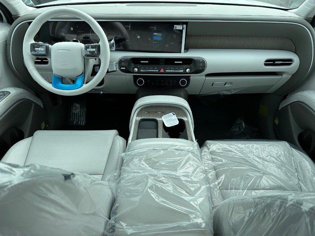 New 2027 White Hyundai SEL AWD image 7