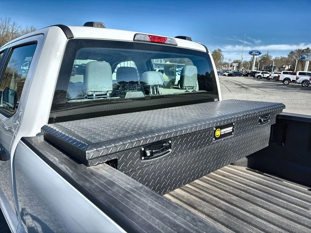 Used 2024 White Ford XL image 27
