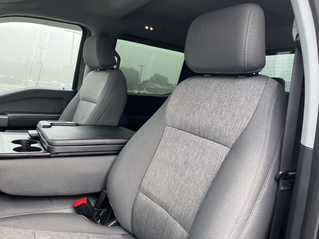 Used 2025 Gray Ford XL image 13