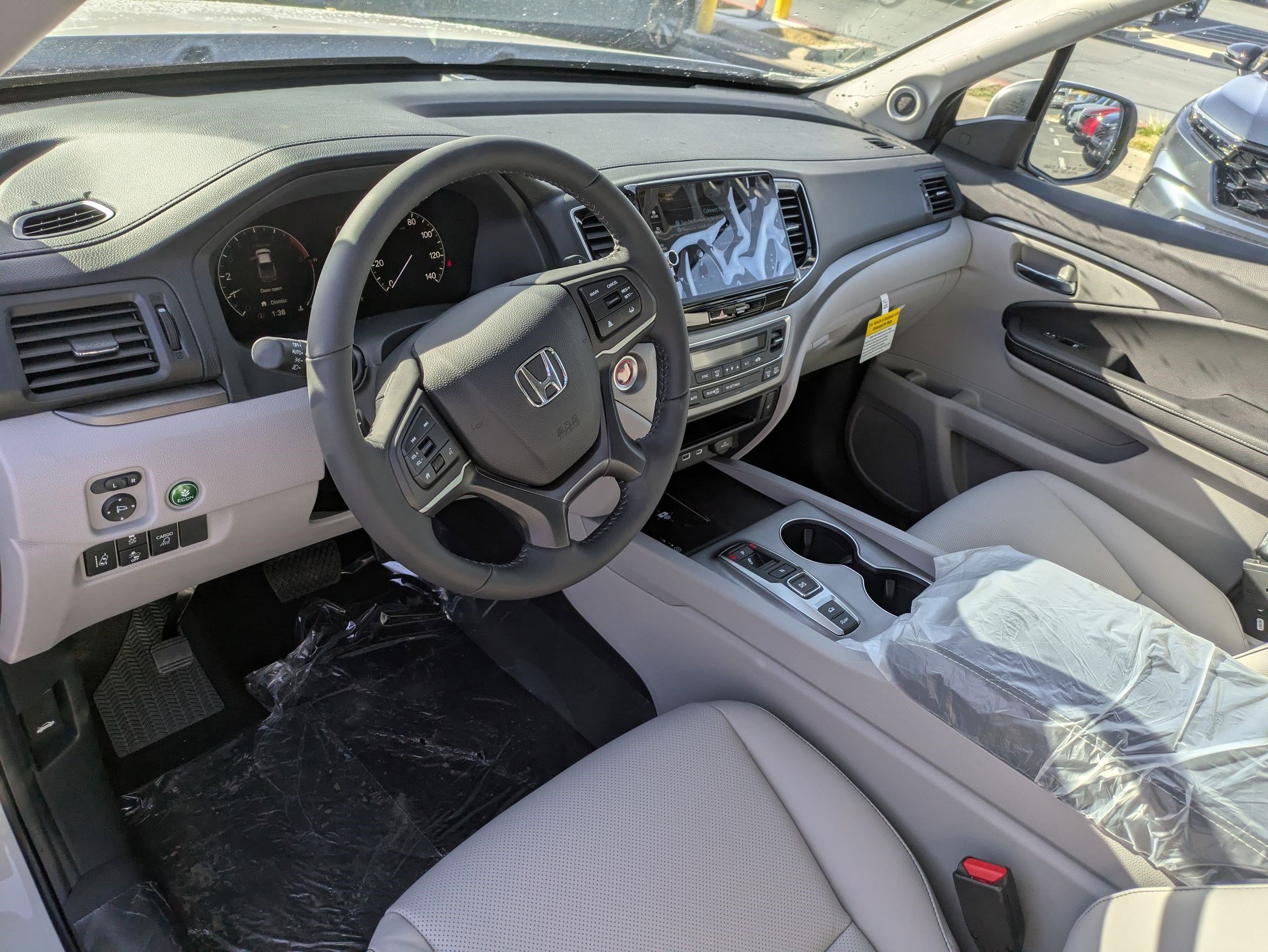 New 2026 Platinum White Pearl Honda RTL image 12