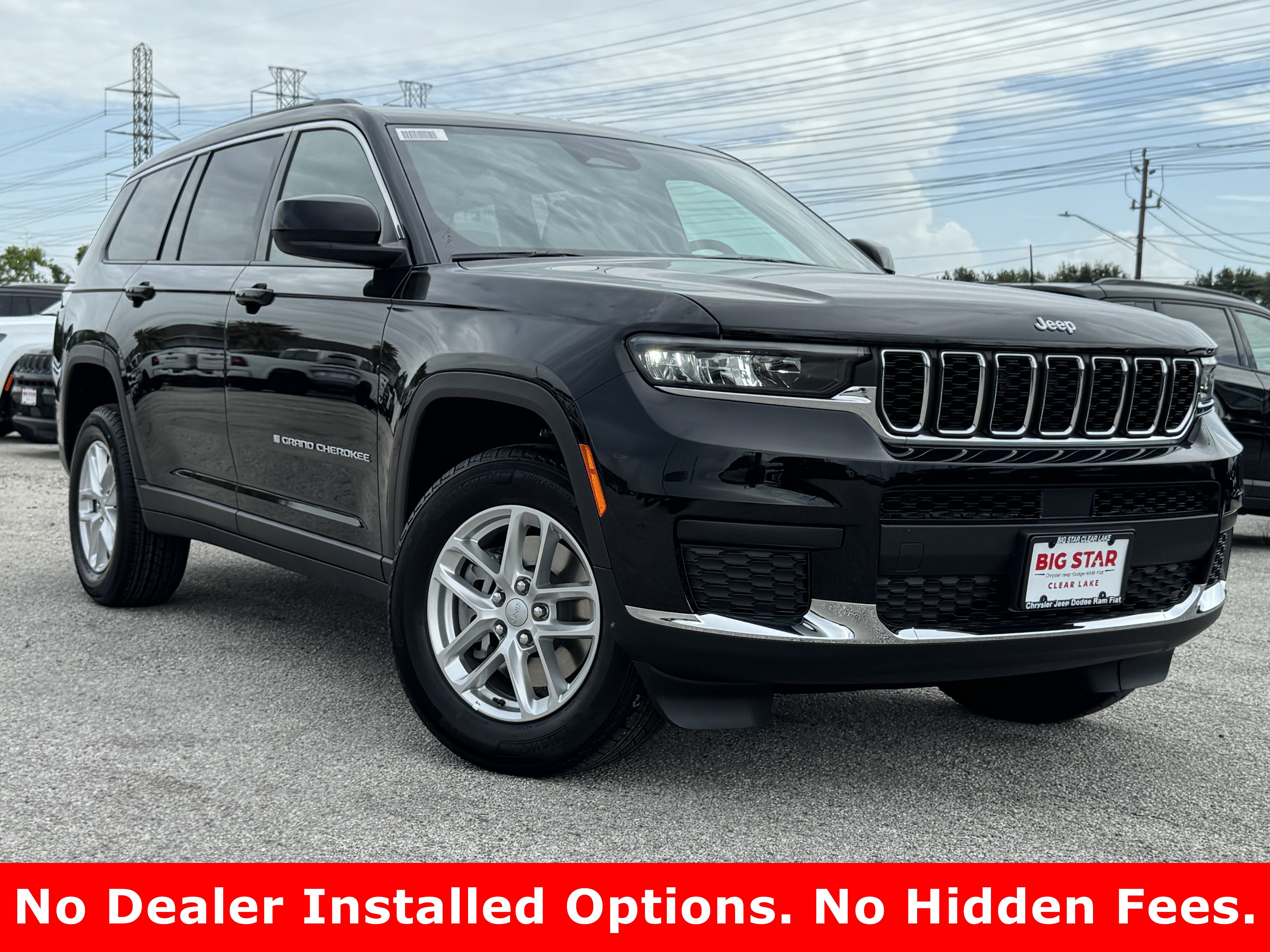 New 2026 Diamond Black Crystal Pearl-Coat Exterior Paint Jeep Laredo image 2