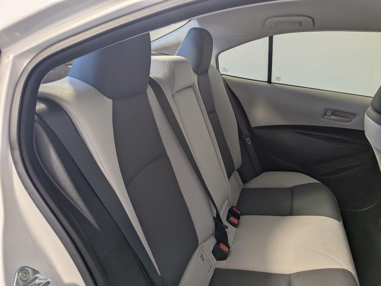 Used 2025 Ice Cap Toyota LE image 26