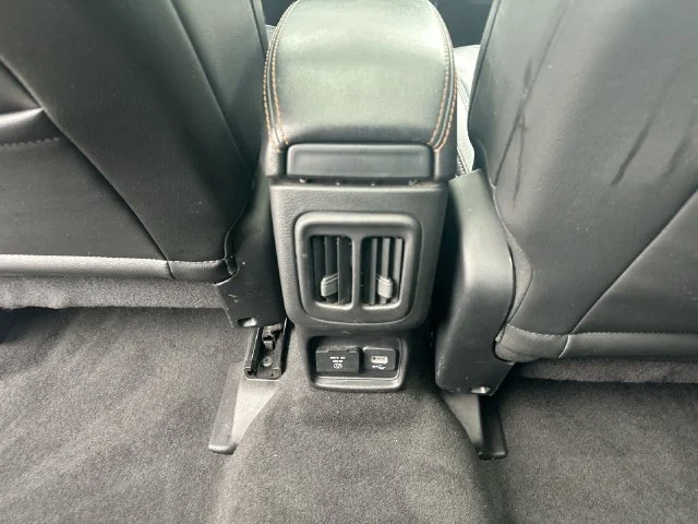 Used 2018 Gray Jeep Limited image 24