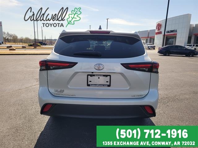 2024 Toyota Highlander LE - Photo 6