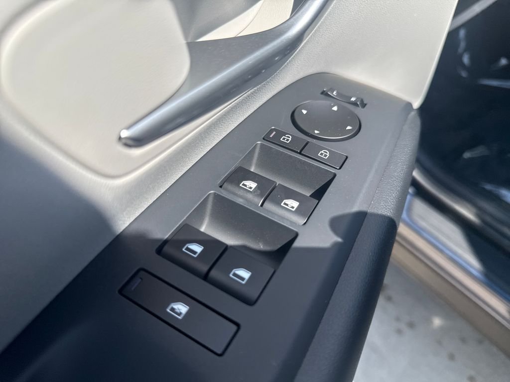 New 2026 Blue Hyundai SEL Premium image 11