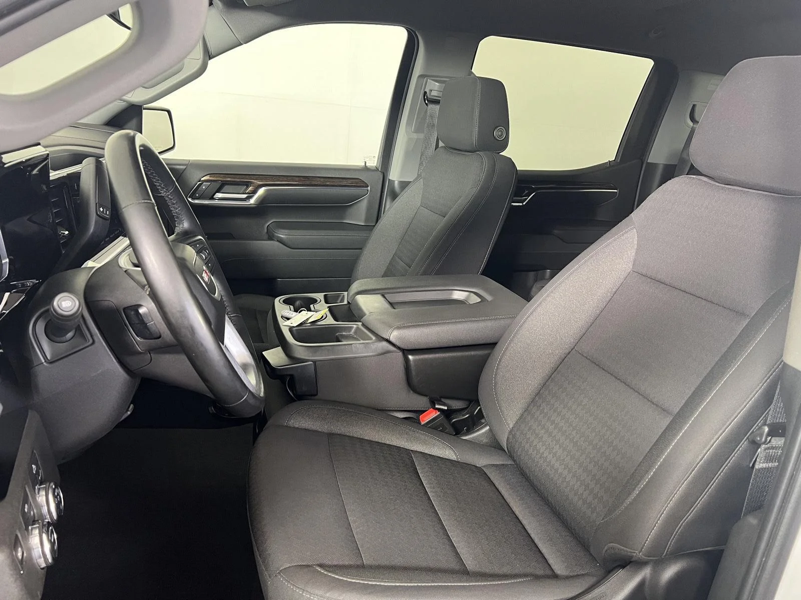Used 2023 Summit White GMC Elevation image 11