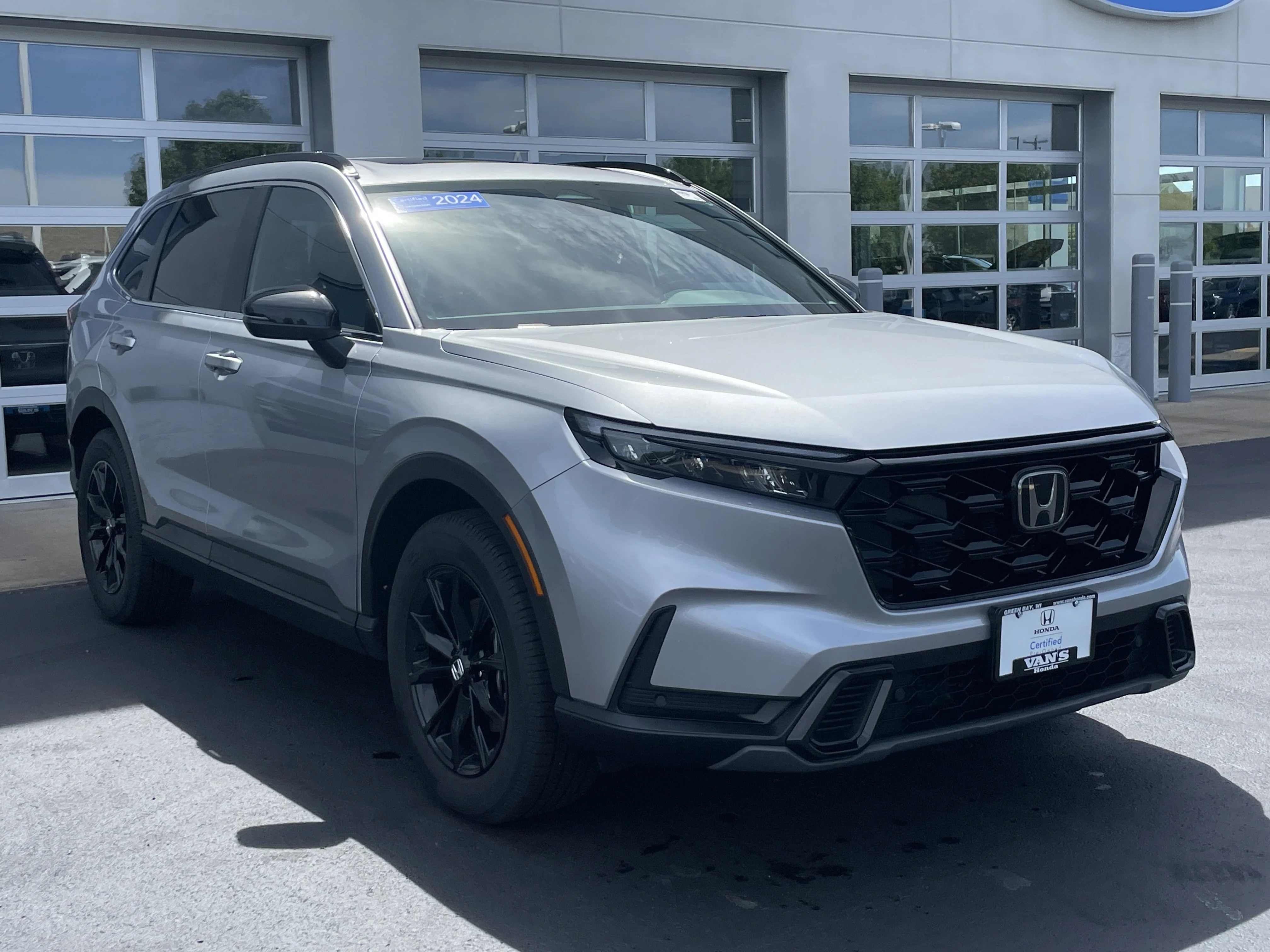 2024 Honda CR-V Hybrid Sport-L AWD's photo