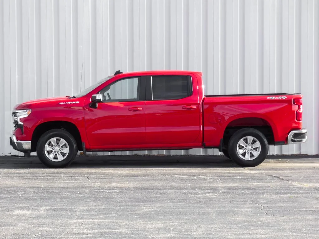 Used 2026 Red Chevrolet LT image 43