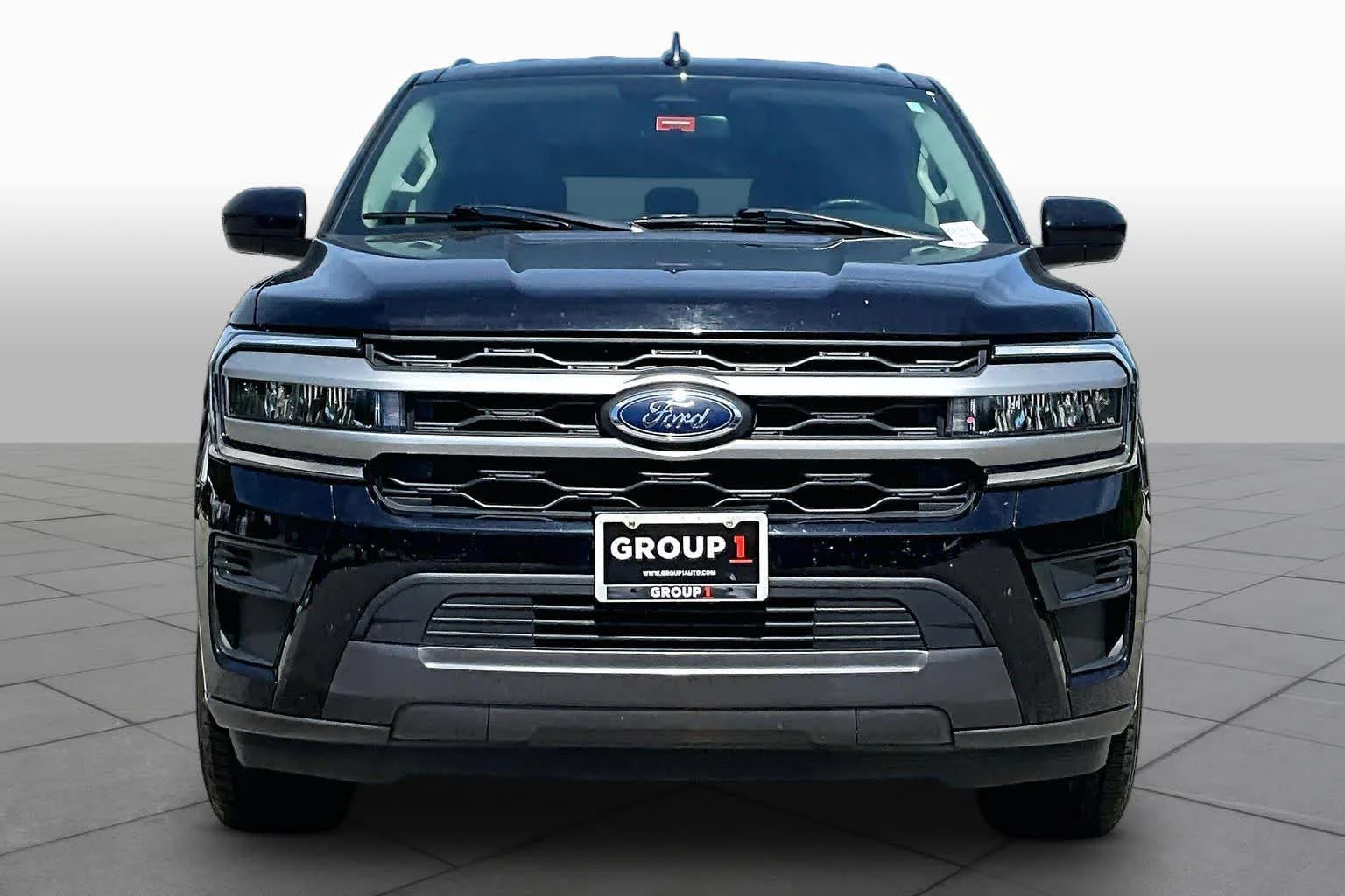 Certified Used 2024 Agate Black Metallic Ford XLT image 4