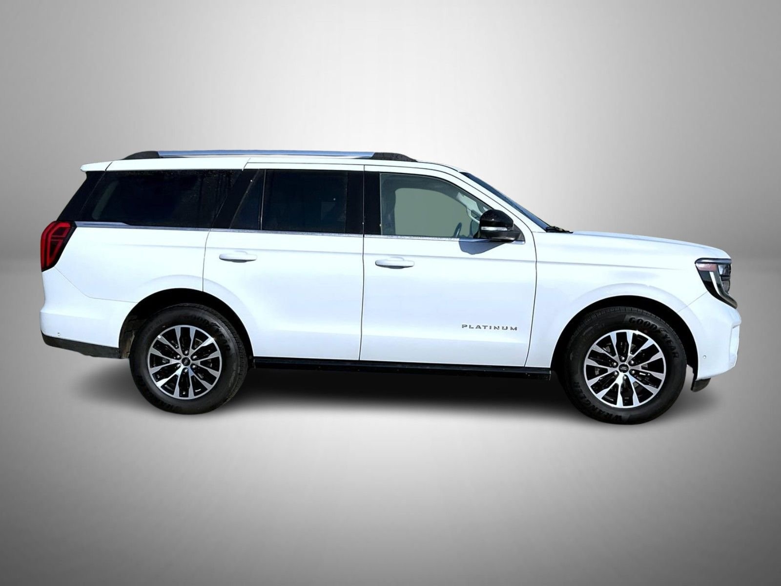 Used 2025 Silver Ford Platinum image 4