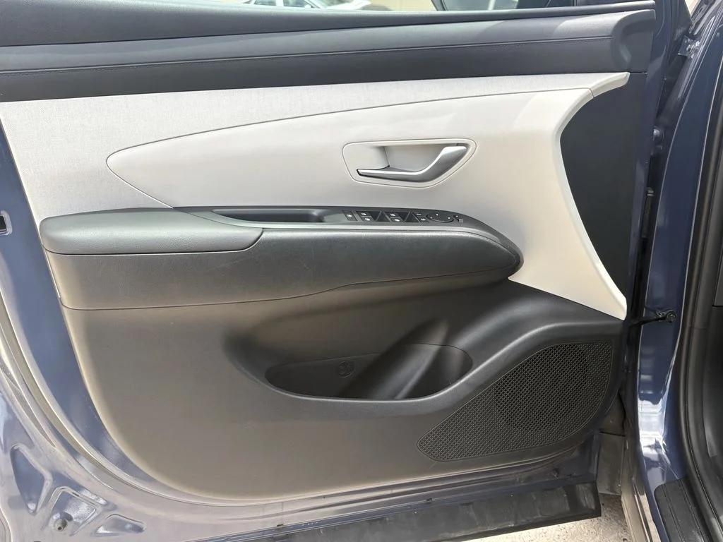 Used 2025 Atlantis Blue Hyundai SEL Convenience image 10