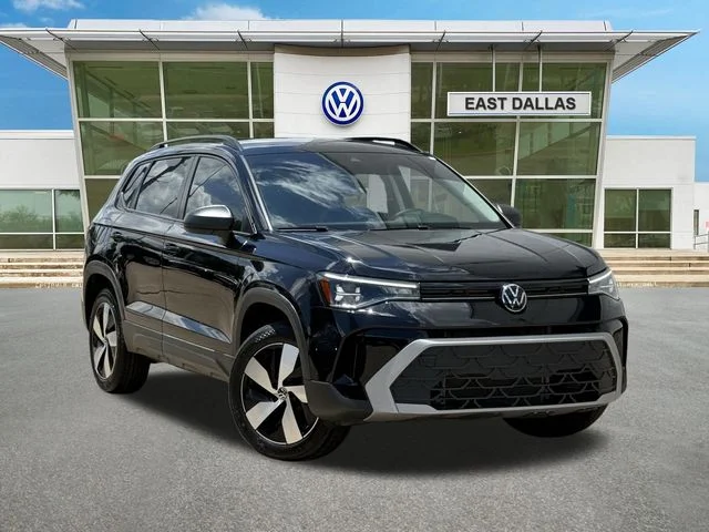 Used 2025  Volkswagen 1.5T S image 1