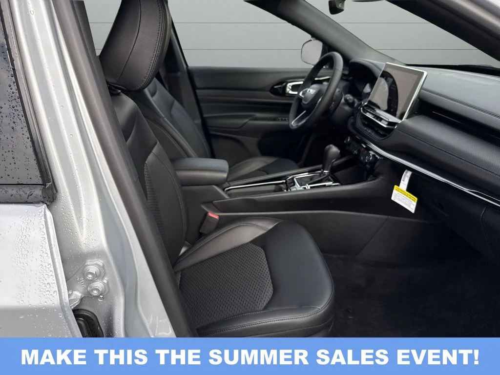 2025 Jeep Compass Latitude - Photo 21