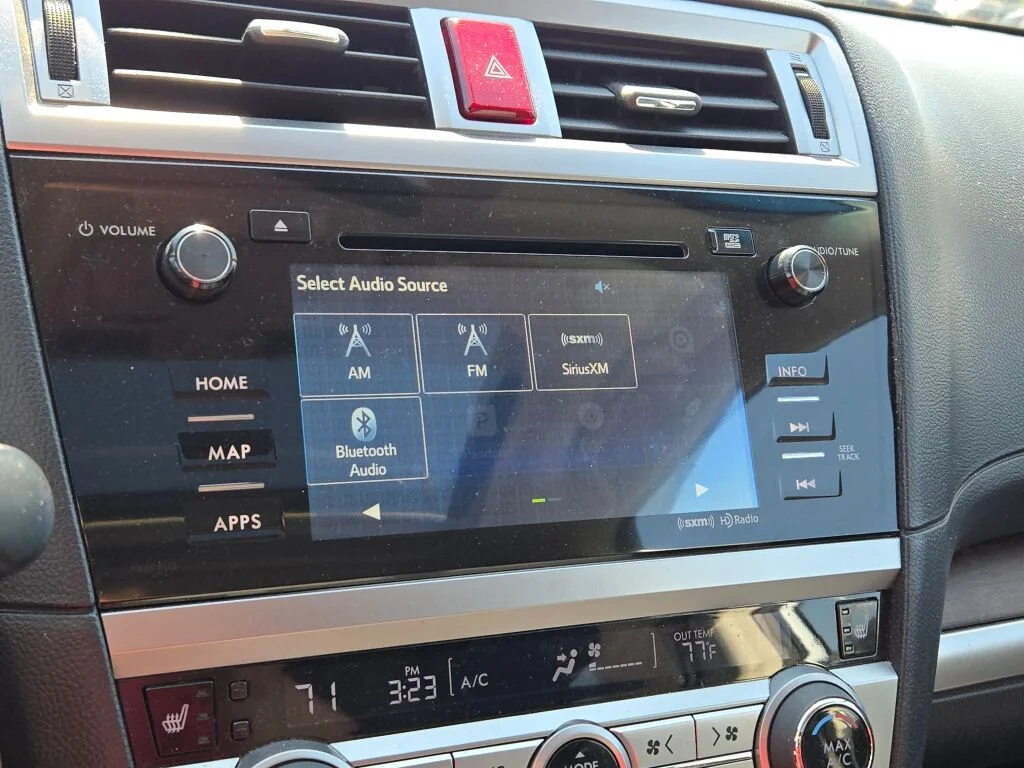 2016 Subaru Outback Limited - Photo 28