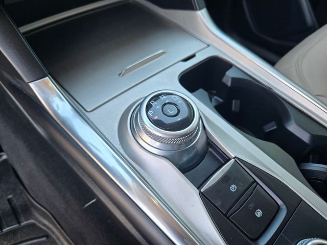 Used 2022 Blue Ford XLT image 14