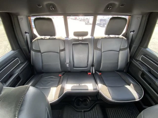 Used 2024 Granite Crystal Clearcoat Ram Laramie image 22