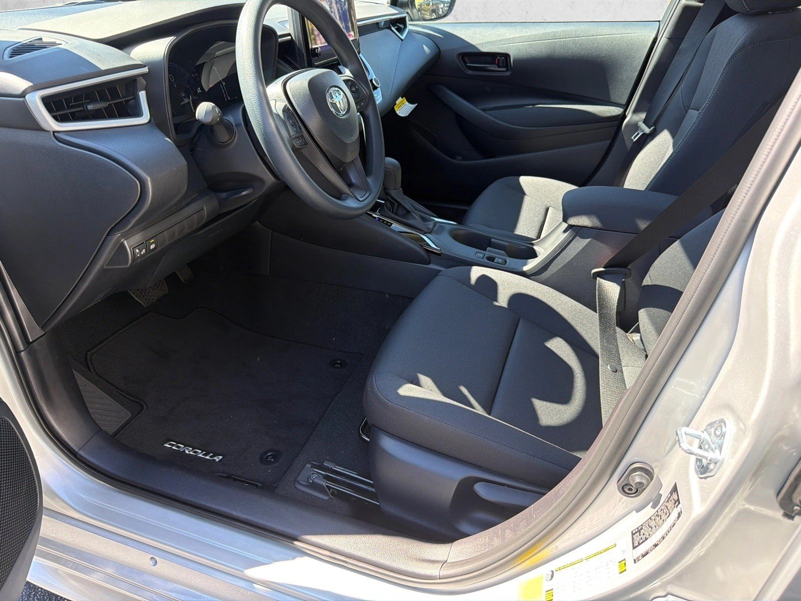 New 2027 Classic Silver Metallic Toyota LE image 9