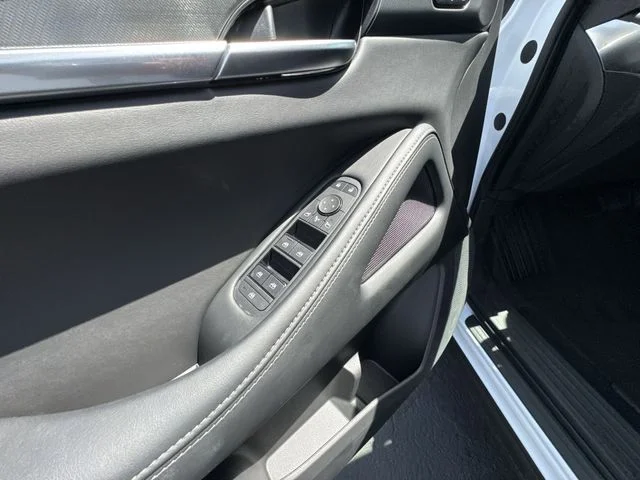 New 2027 White INFINITI LUXE image 24
