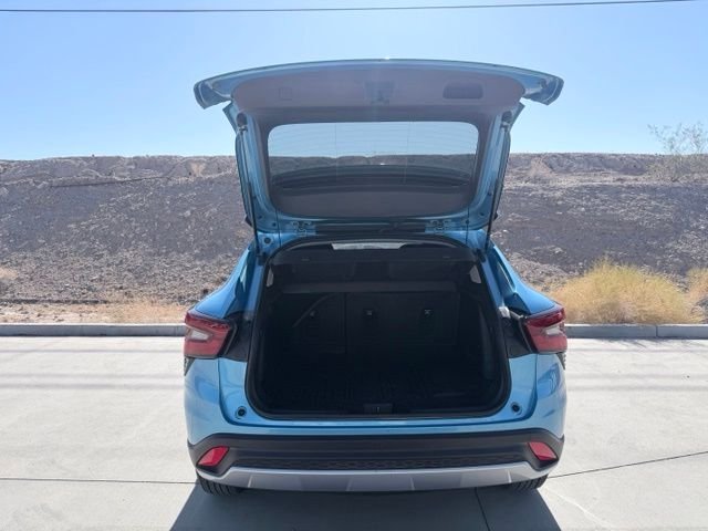 2025 Chevrolet Trax LT - Photo 28