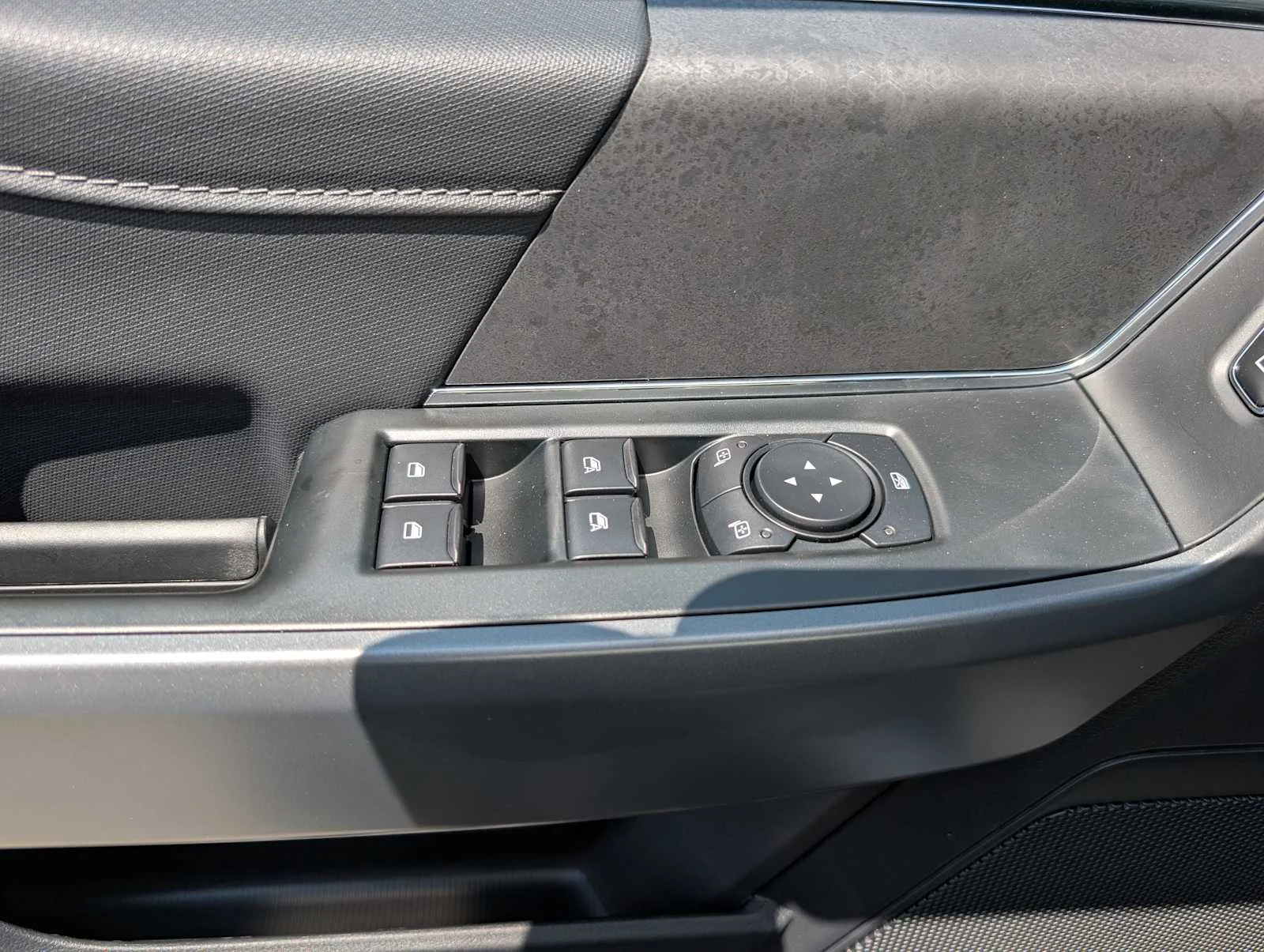 New 2026 Oxford White Ford XLT image 33