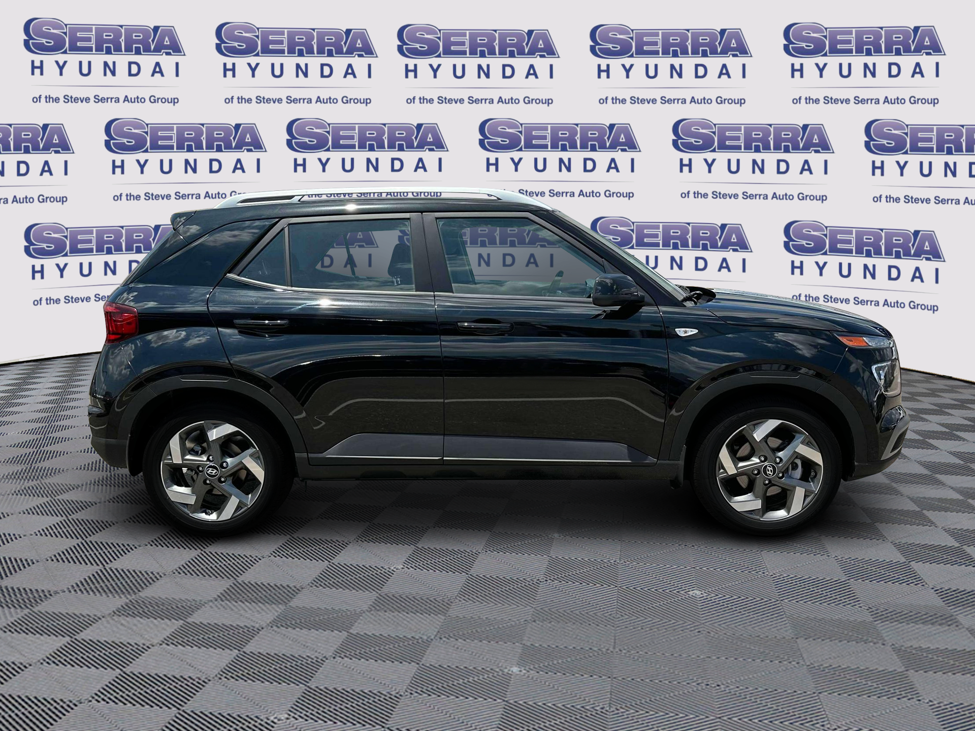 2025 Hyundai Venue SEL - Photo 26