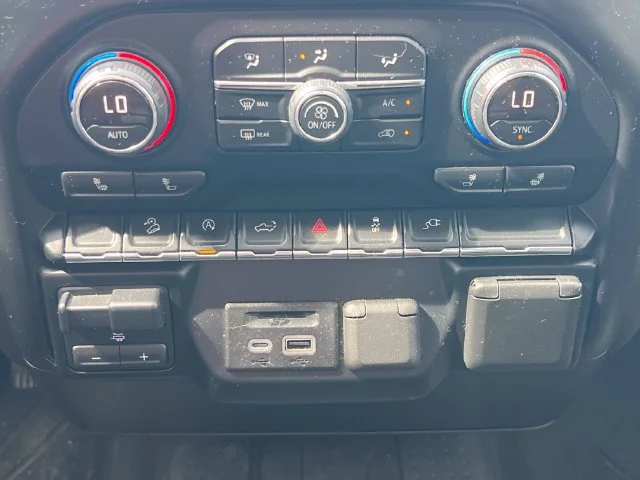 Used 2019 Red Chevrolet LT image 24