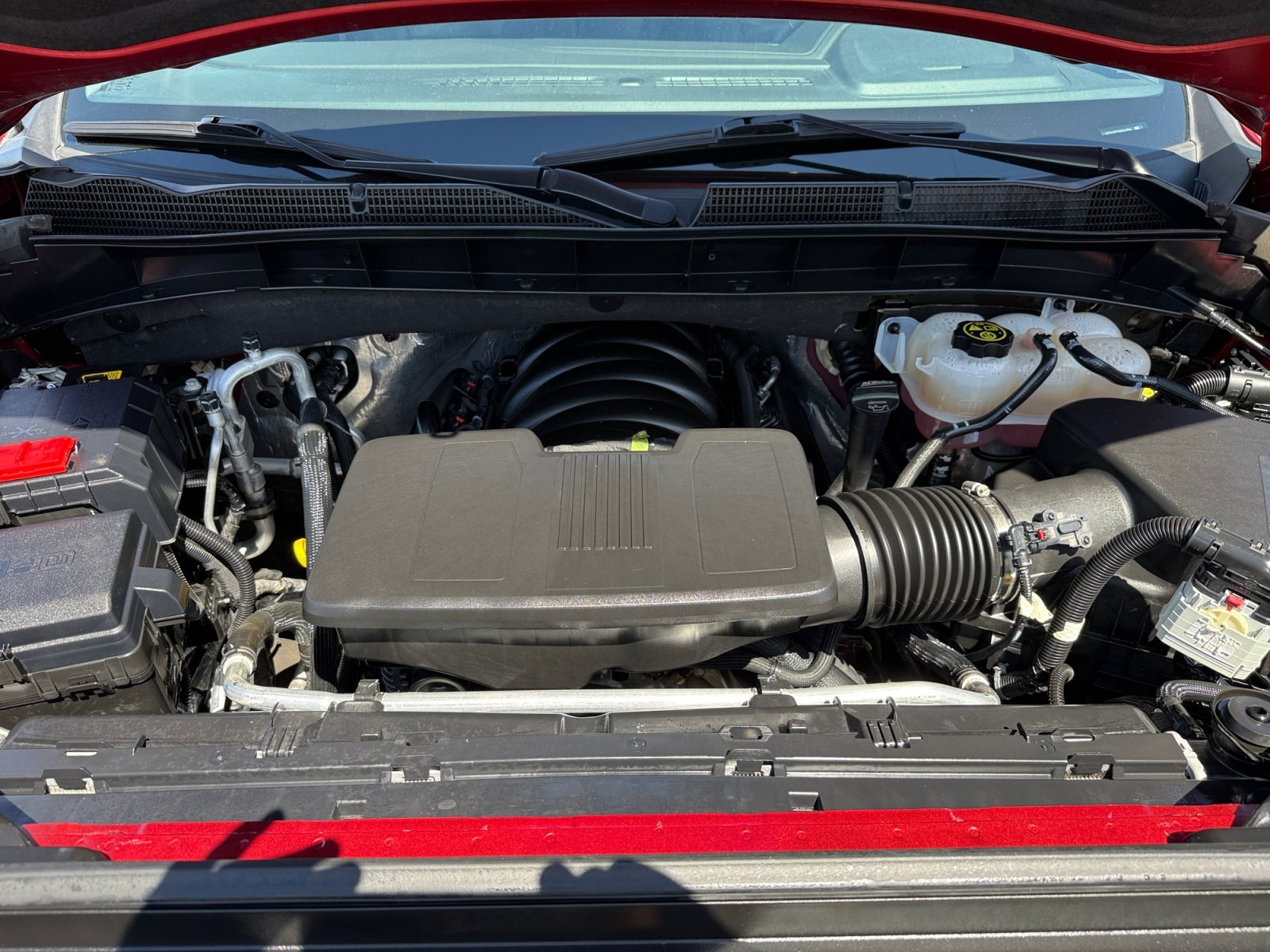 Used 2024 Volcanic Red GMC SLT image 20