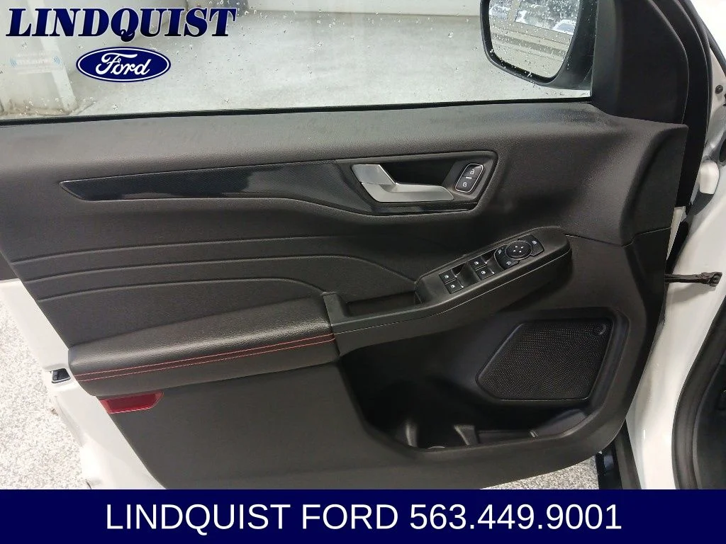 Used 2023 White Metallic Ford ST-Line image 12
