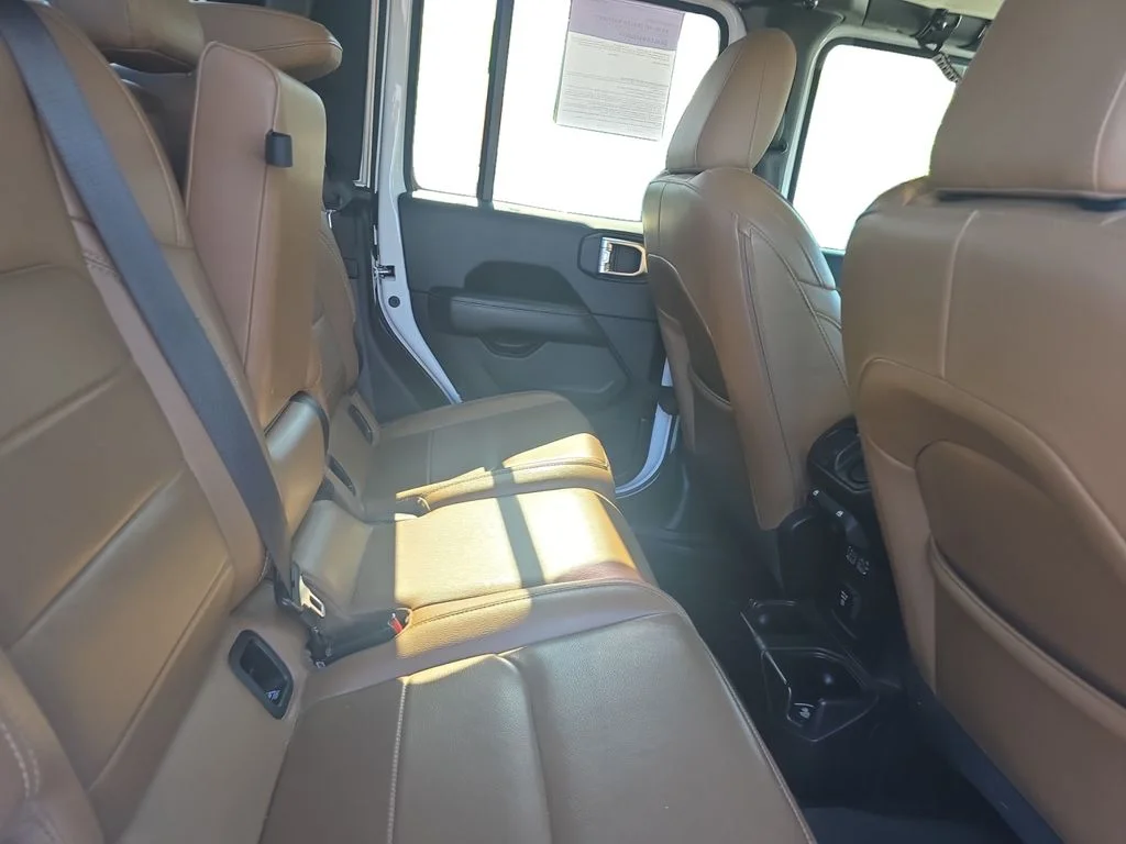 Used 2020 Bright White Clearcoat Jeep Overland image 23