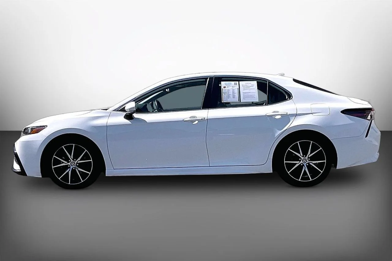 Used 2024 White Toyota SE image 5
