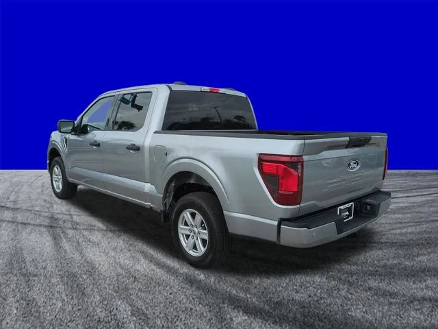 New 2026 Iconic Silver Metallic Ford XLT image 6