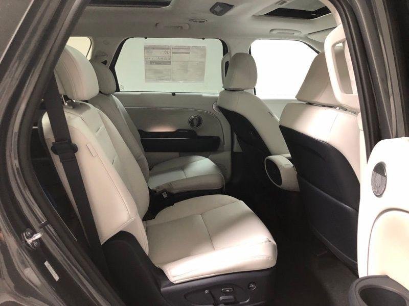 2026 Hyundai Palisade Calligraphy - Photo 10