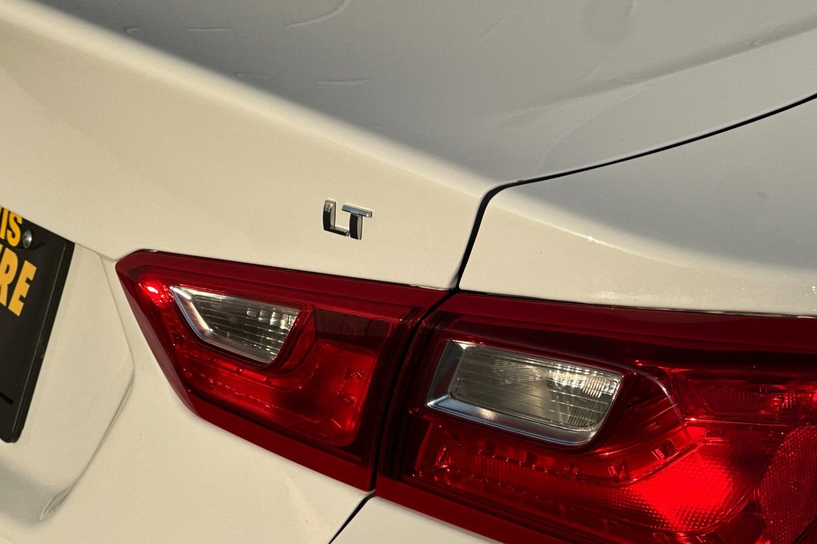 Used 2024 White Chevrolet LT image 31
