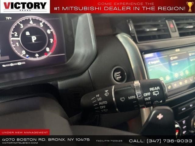 Used 2018 Gray Land Rover HSE image 42