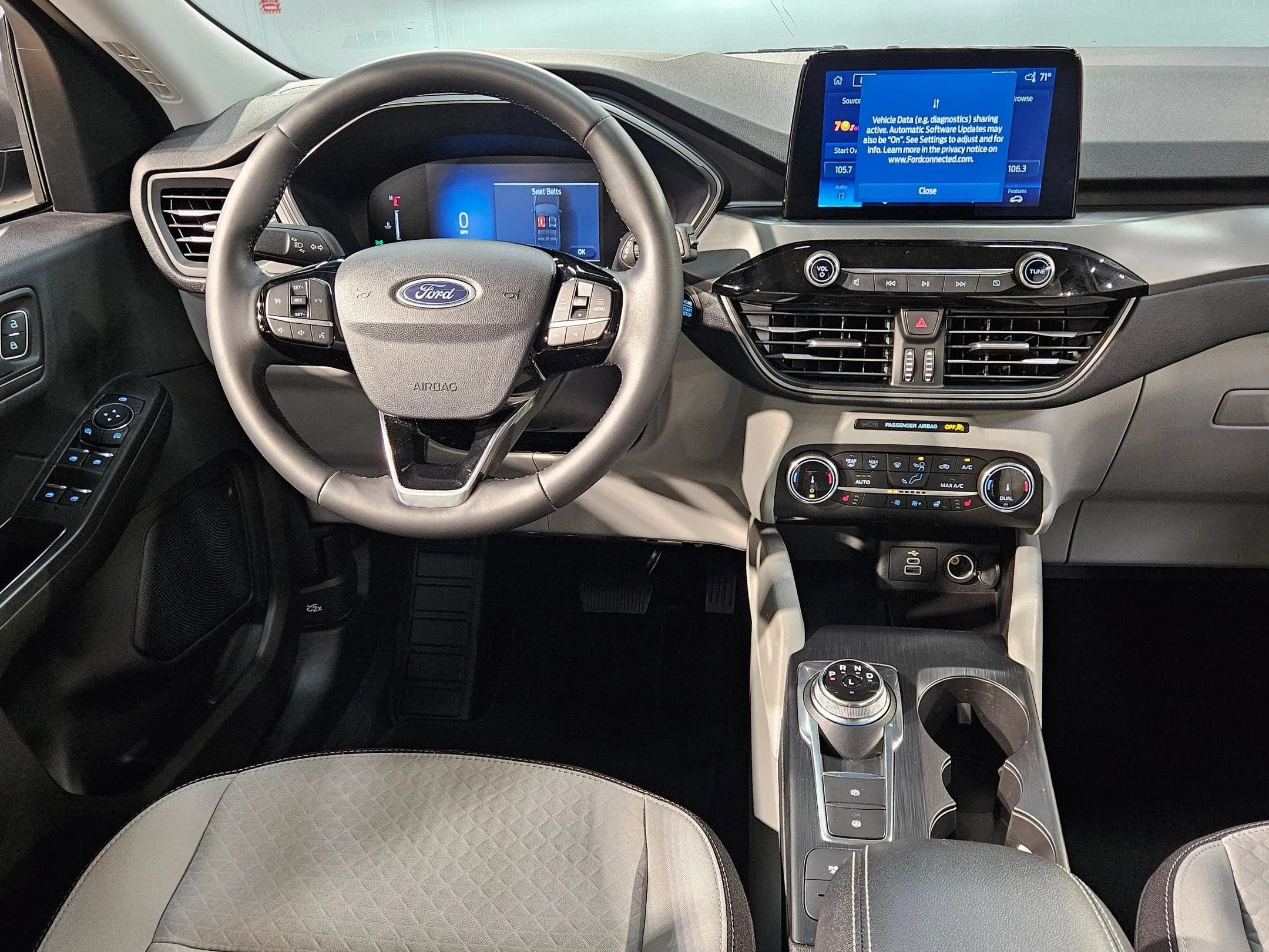 Used 2024 Vapor Blue Metallic Ford Active image 9