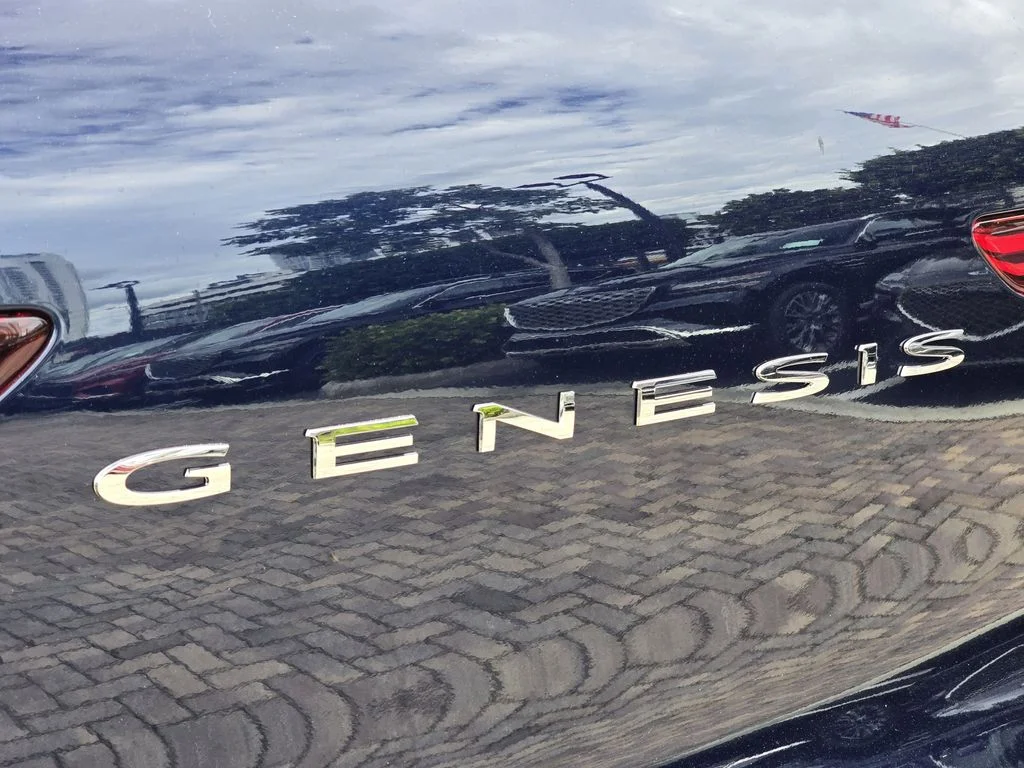 New 2026 Blue Genesis 2.5T Sport Prestige image 6