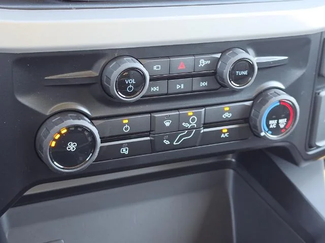 New 2027 Marsh Gray Metallic Ford F-250® XLT image 40