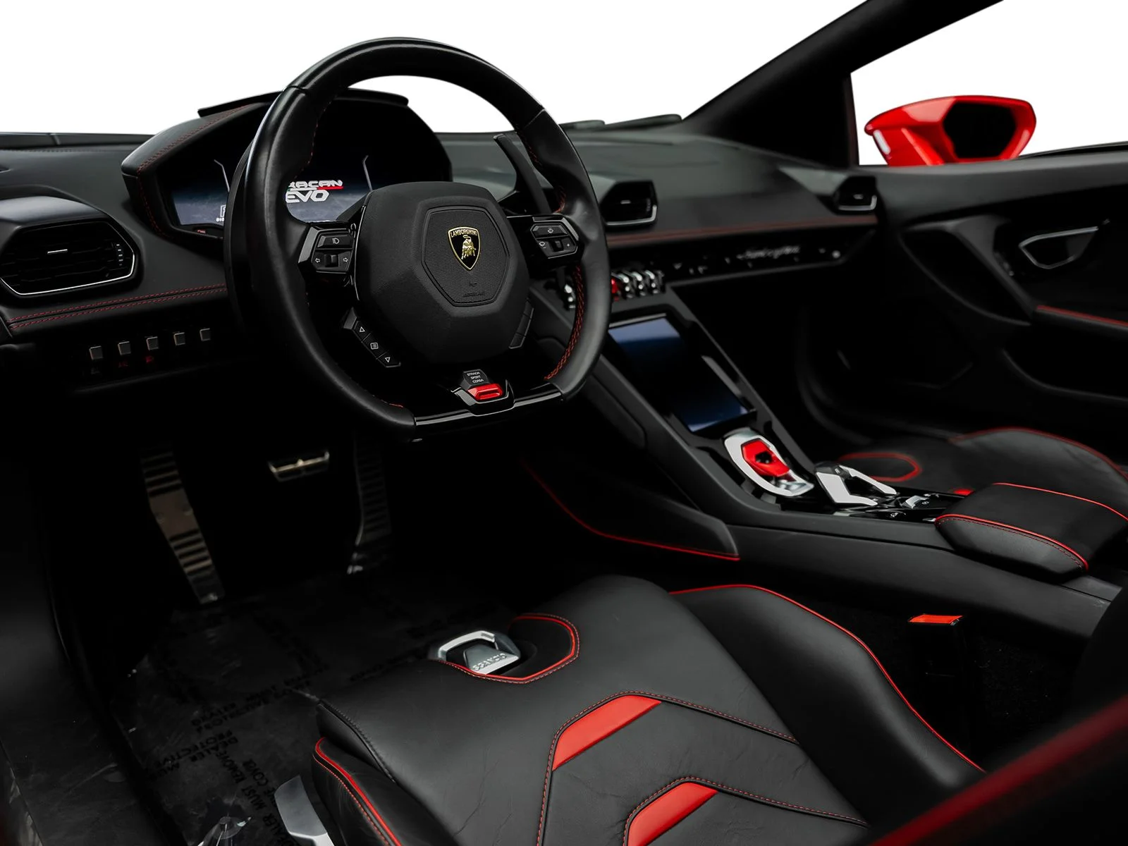 Used 2020 Red Lamborghini Base image 31