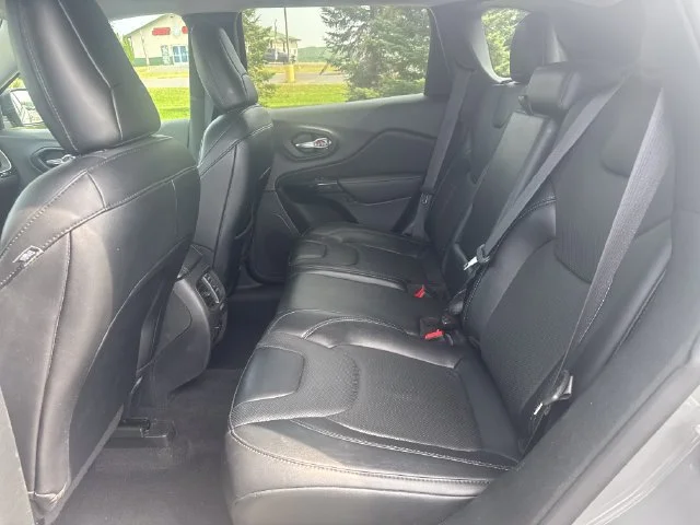Used 2023 Gray Jeep Altitude Lux 4x4 image 30