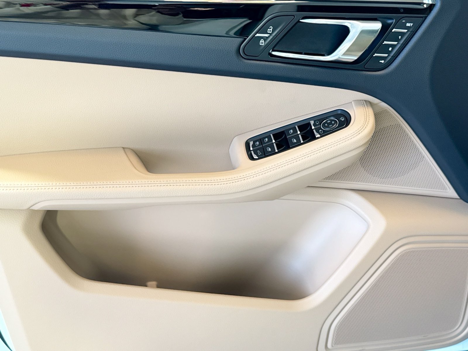 Used 2026 White Porsche  image 11
