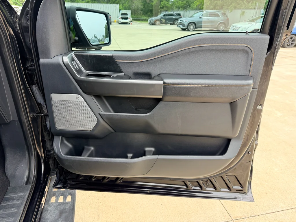 Used 2023 Agate Black Metallic Ford Tremor image 13