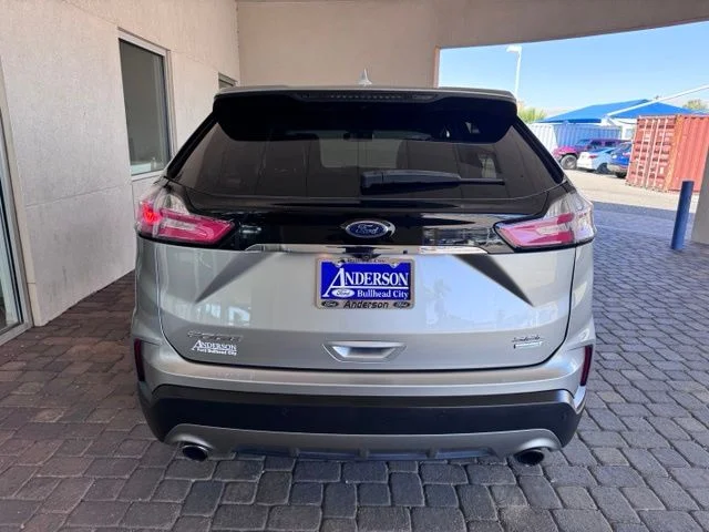 Certified Used 2020 Silver Ford SEL image 4