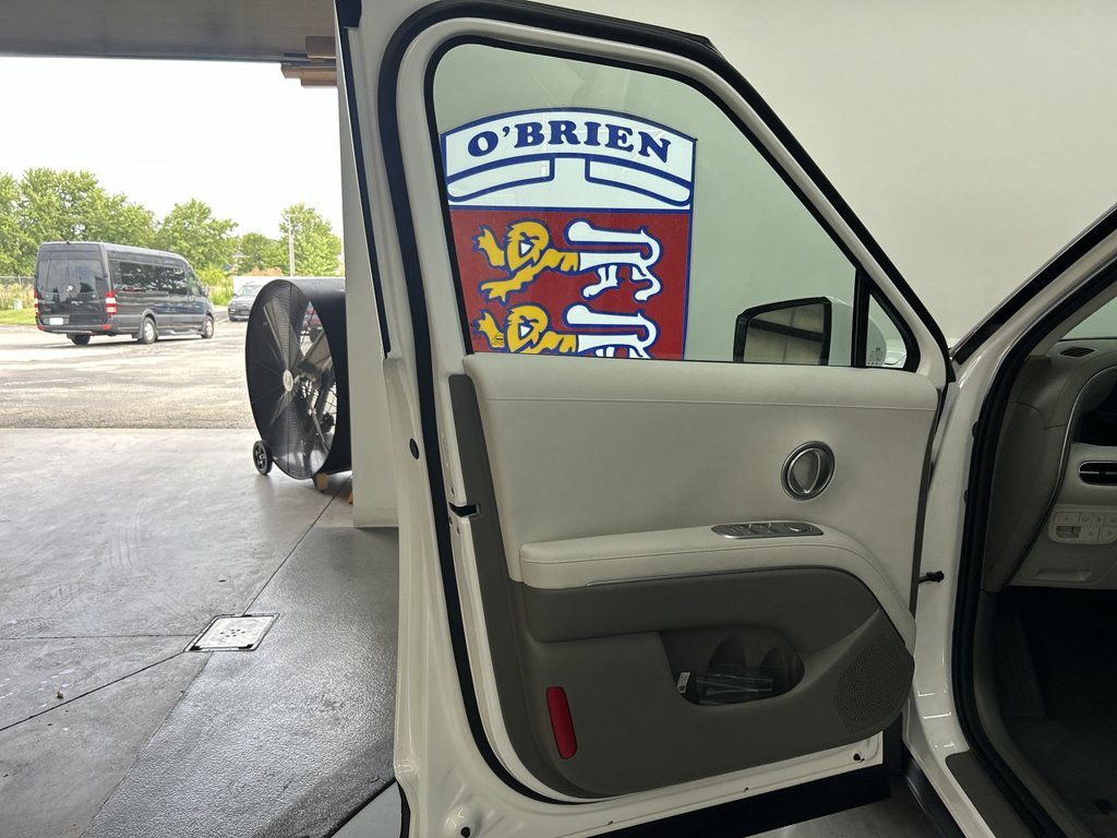 New 2026 White Pearl Hyundai SEL 8P image 14