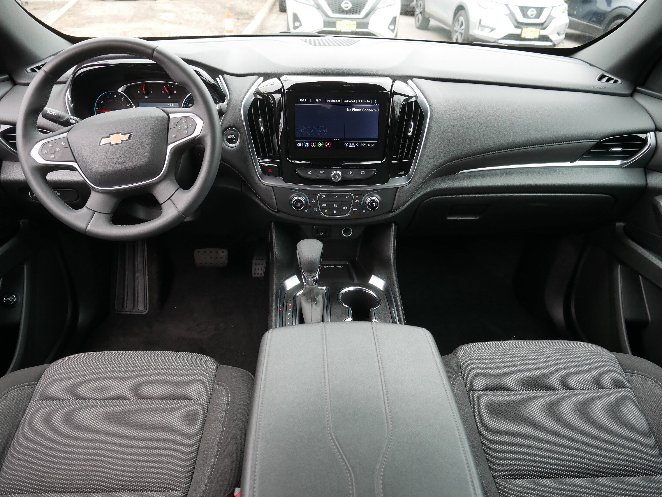 Used 2023 Summit White Chevrolet LT Cloth image 10