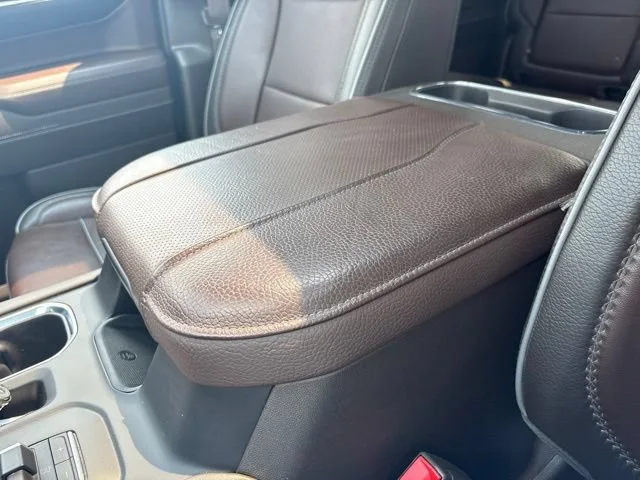 Used 2023 Onyx Black GMC Denali image 25