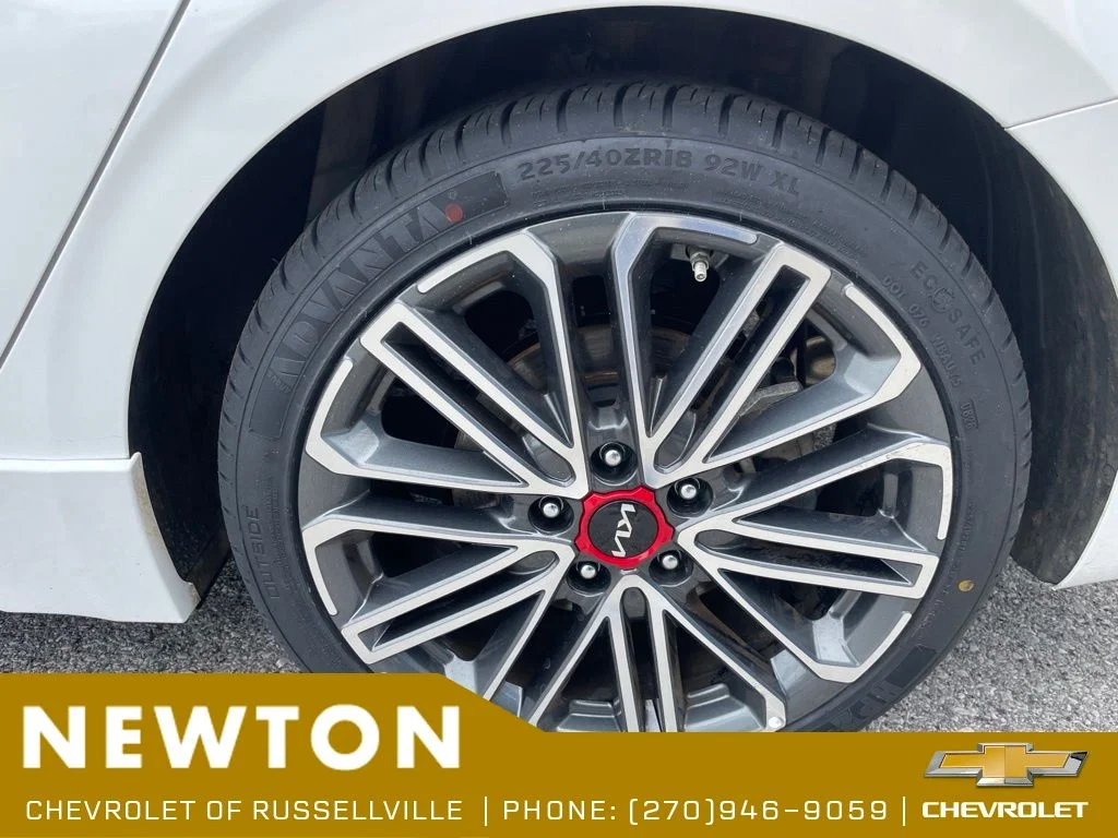 Used 2024 White Kia GT image 44