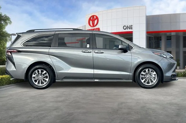 Certified Used 2026  Toyota XLE image 3