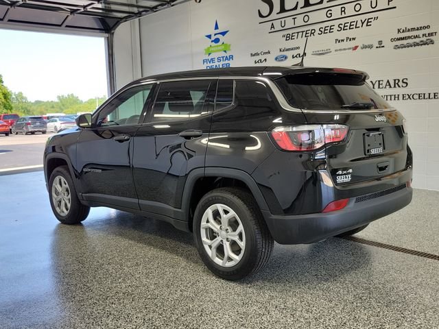 Used 2024 Black Jeep Sport image 3