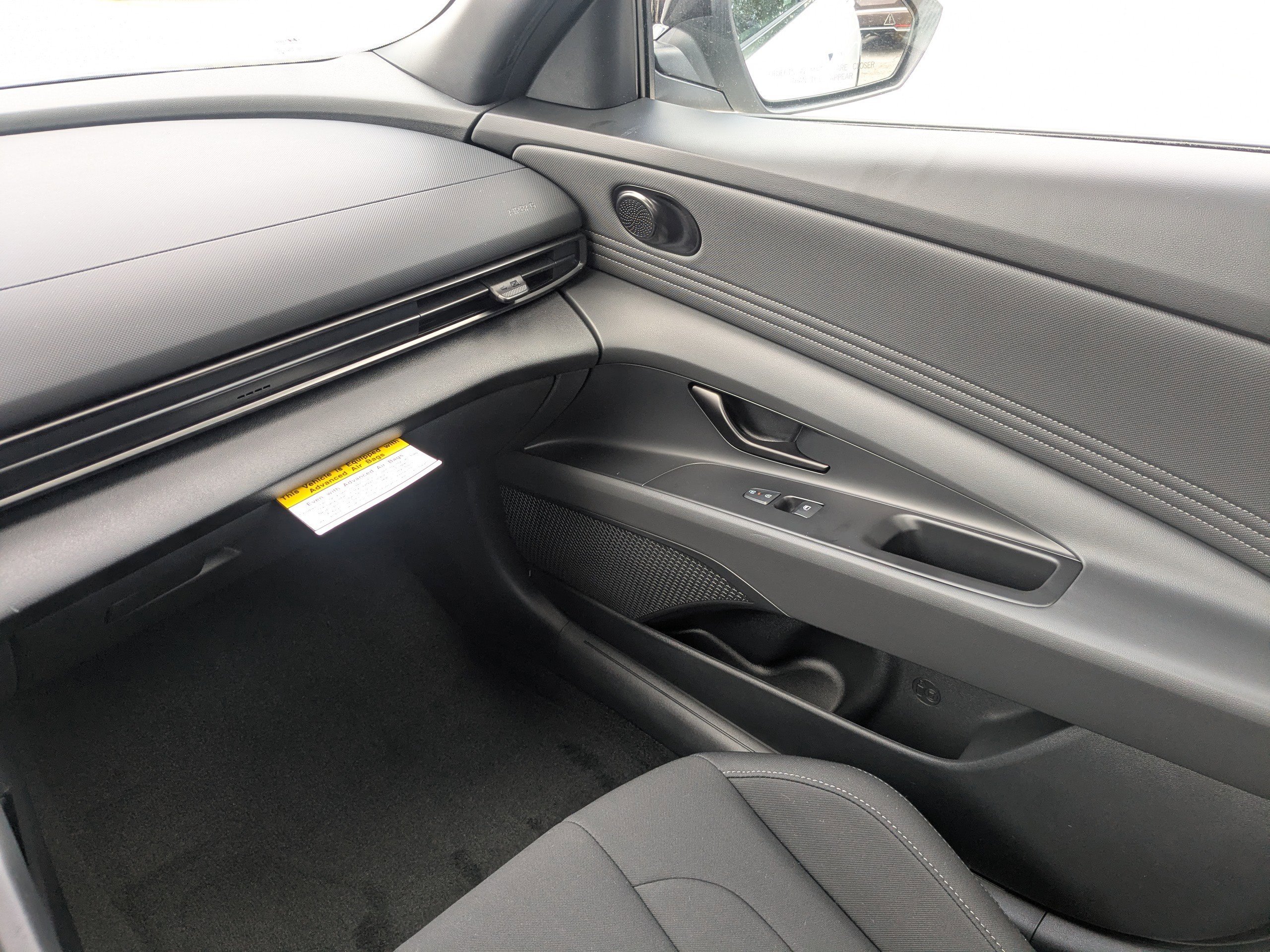 Used 2026 Serenity White Hyundai SEL Sport Premium image 18