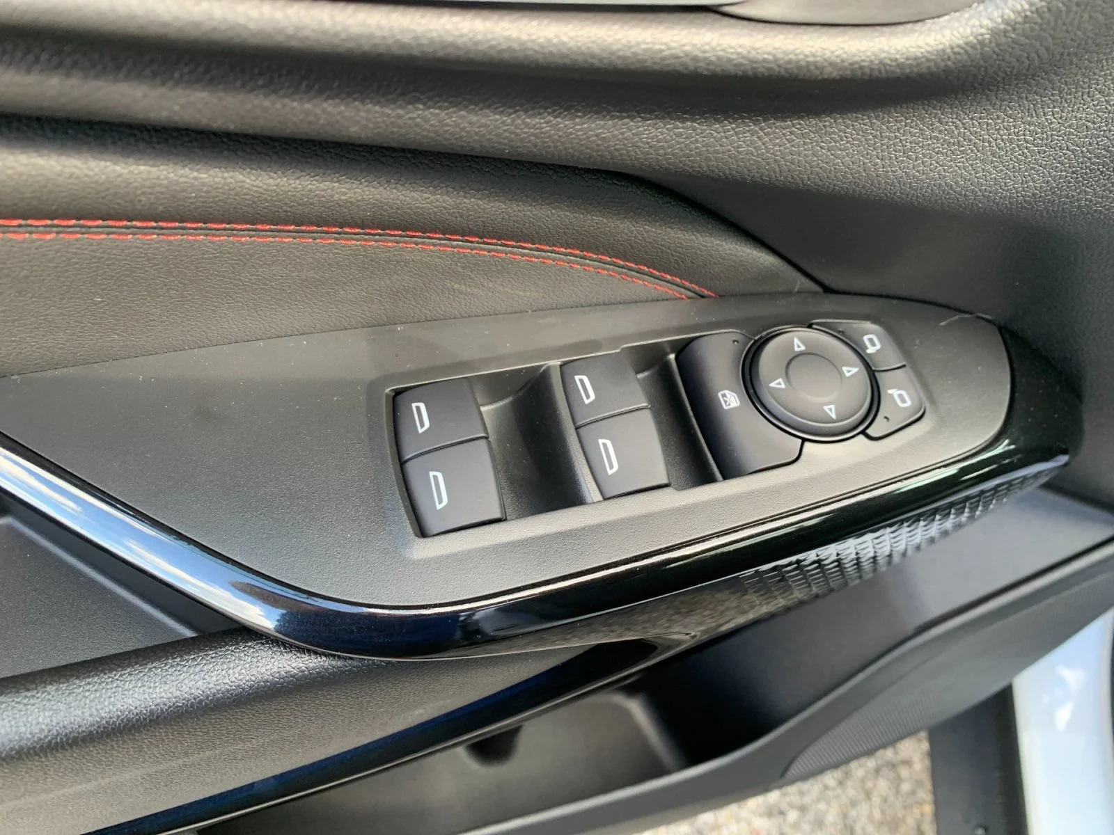 2026 Chevrolet Trax RS - Photo 12